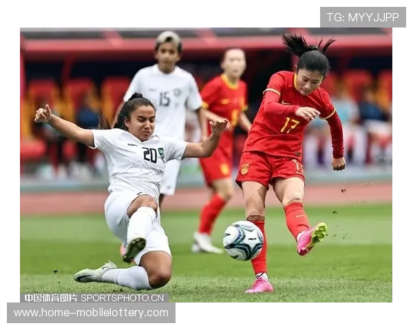 女足奥运征程再启航 女子足球赛场上的巅峰对决与荣耀时刻
